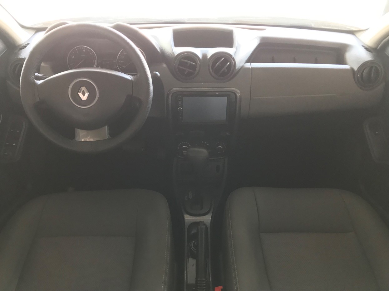 RENAULT DUSTER