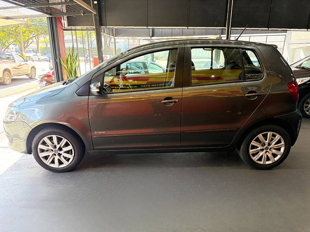 VOLKSWAGEN FOX