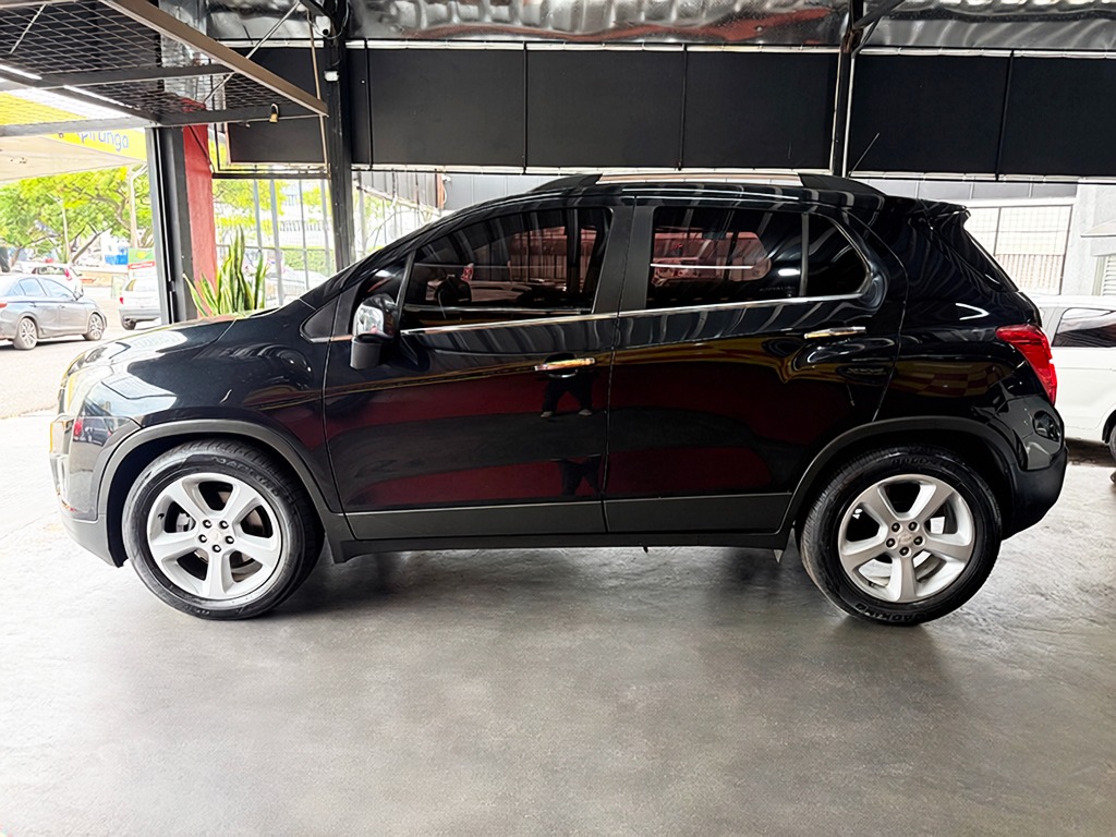 CHEVROLET TRACKER
