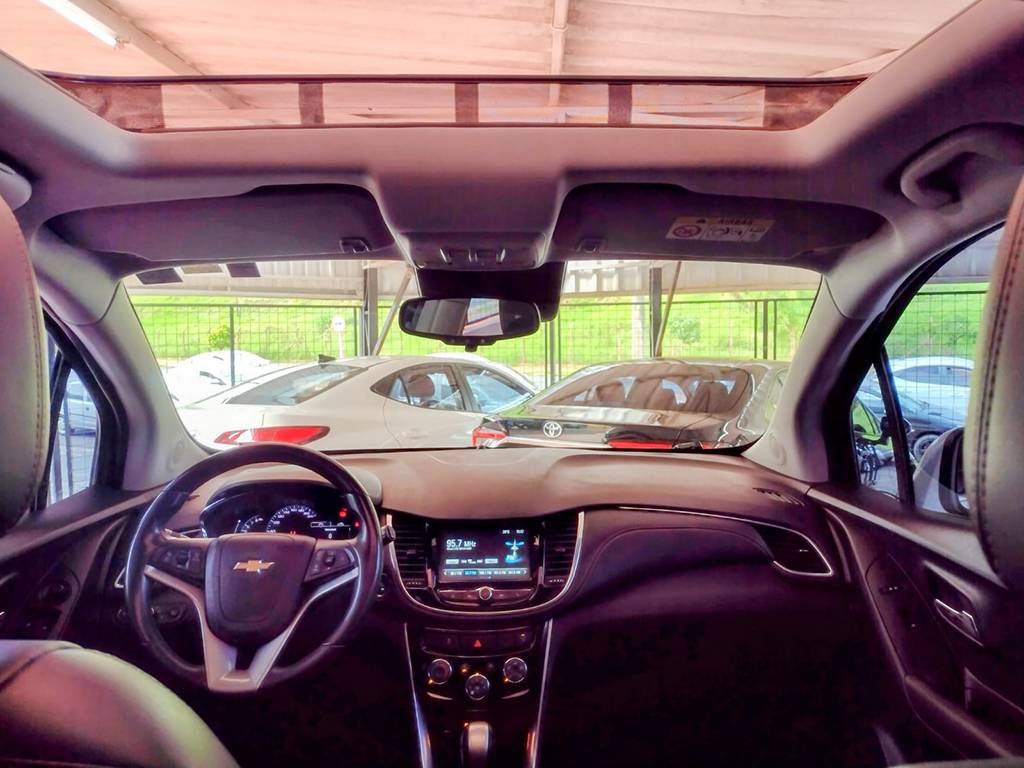 CHEVROLET TRACKER
