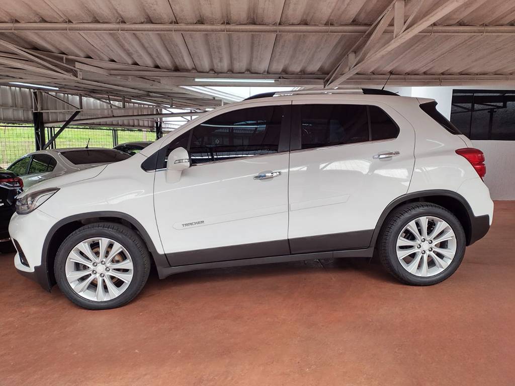 CHEVROLET TRACKER