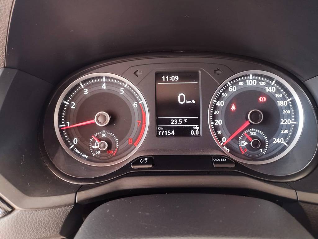 VOLKSWAGEN SAVEIRO