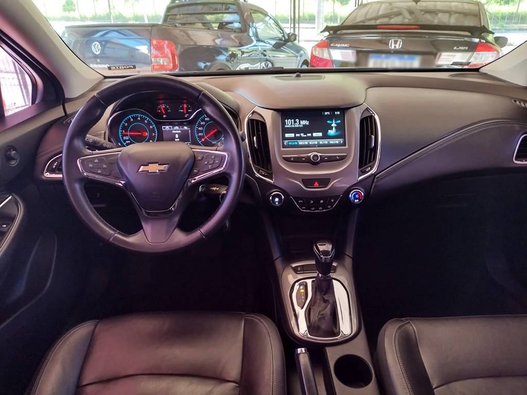 CHEVROLET CRUZE