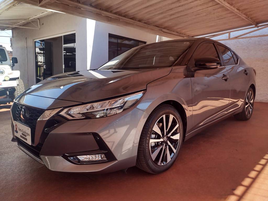 NISSAN SENTRA