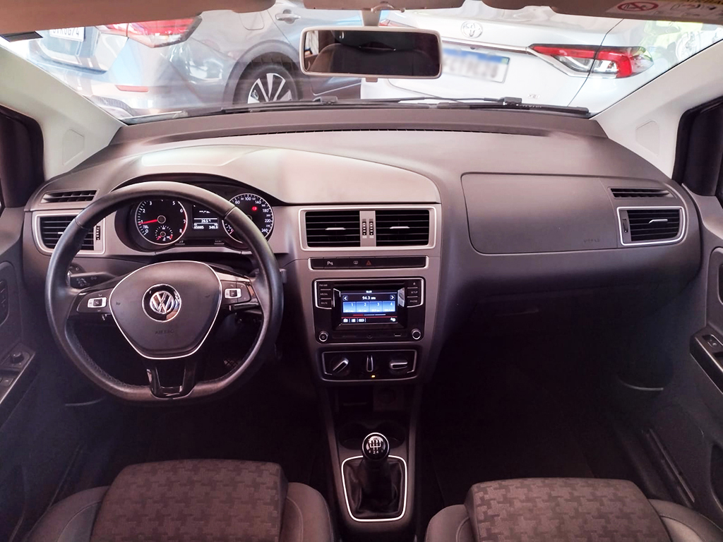 VOLKSWAGEN FOX