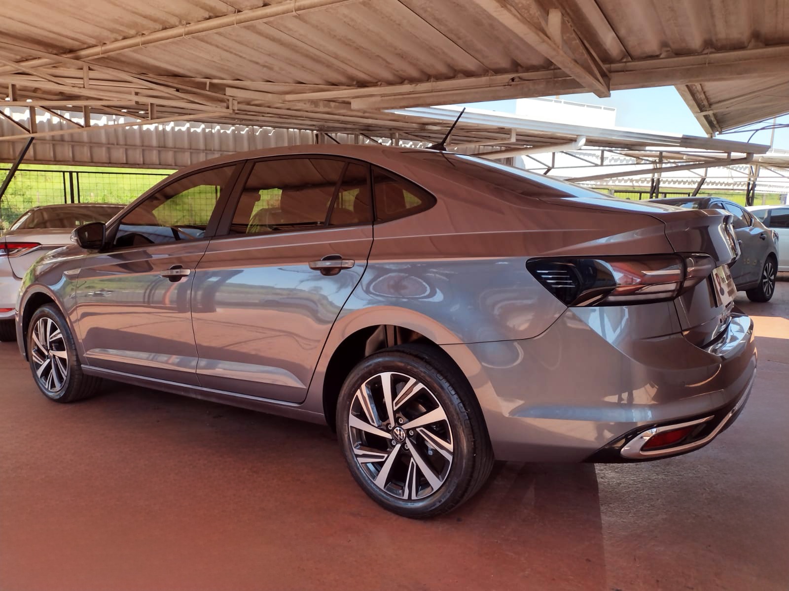 VOLKSWAGEN VIRTUS