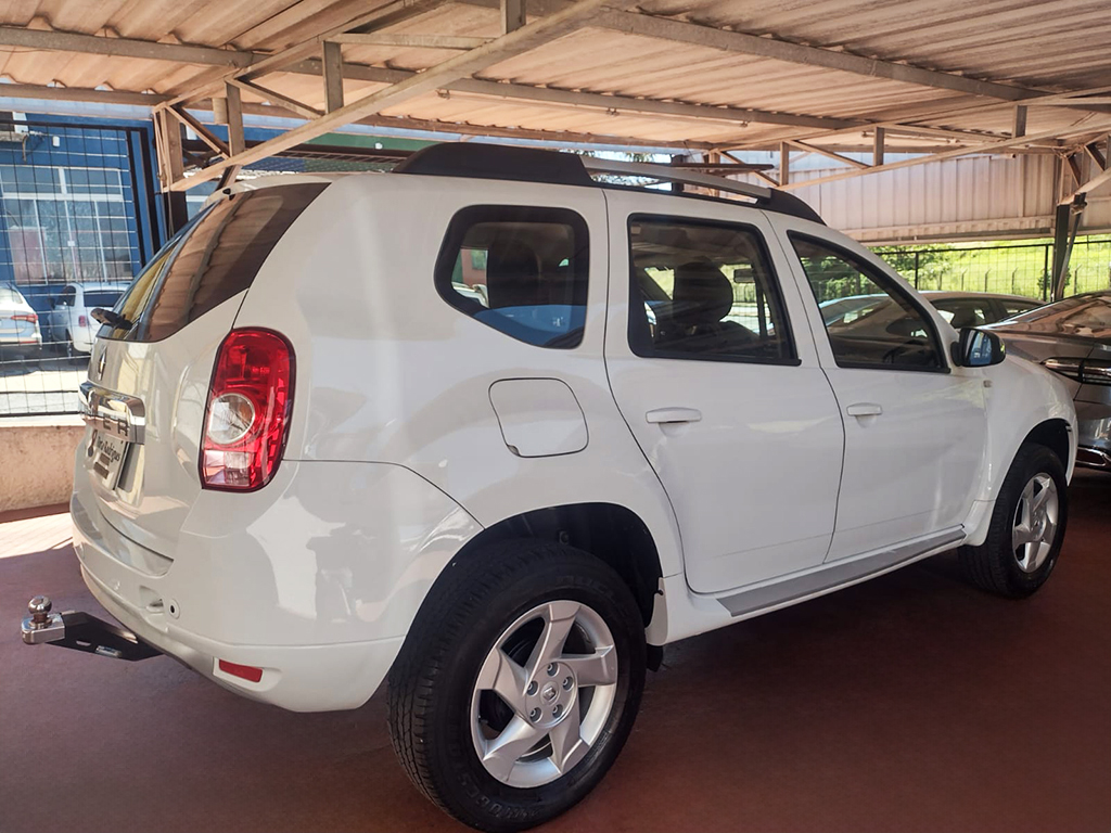 RENAULT DUSTER