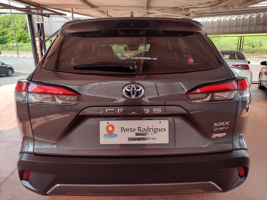 TOYOTA COROLLA CROSS