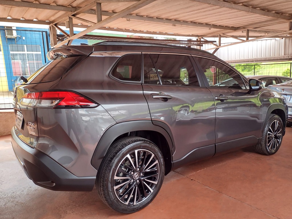 TOYOTA COROLLA CROSS