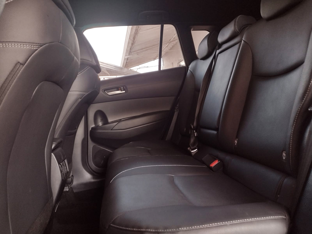 TOYOTA COROLLA CROSS