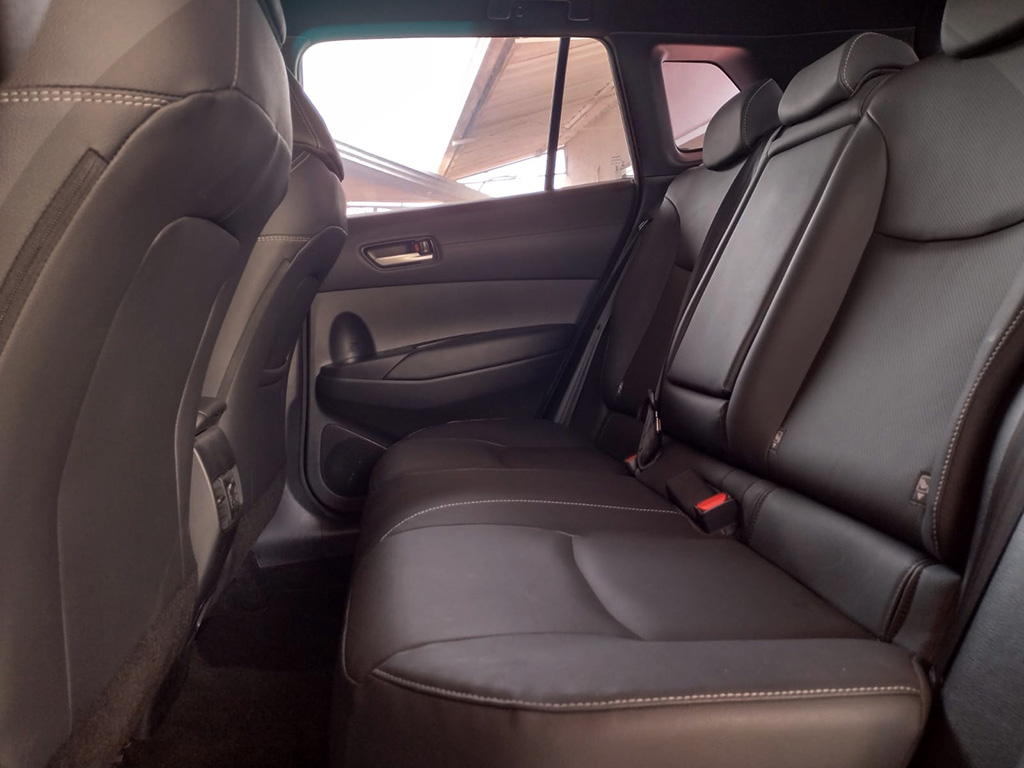 TOYOTA COROLLA CROSS