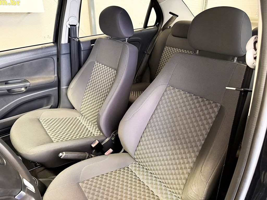 VOLKSWAGEN VOYAGE