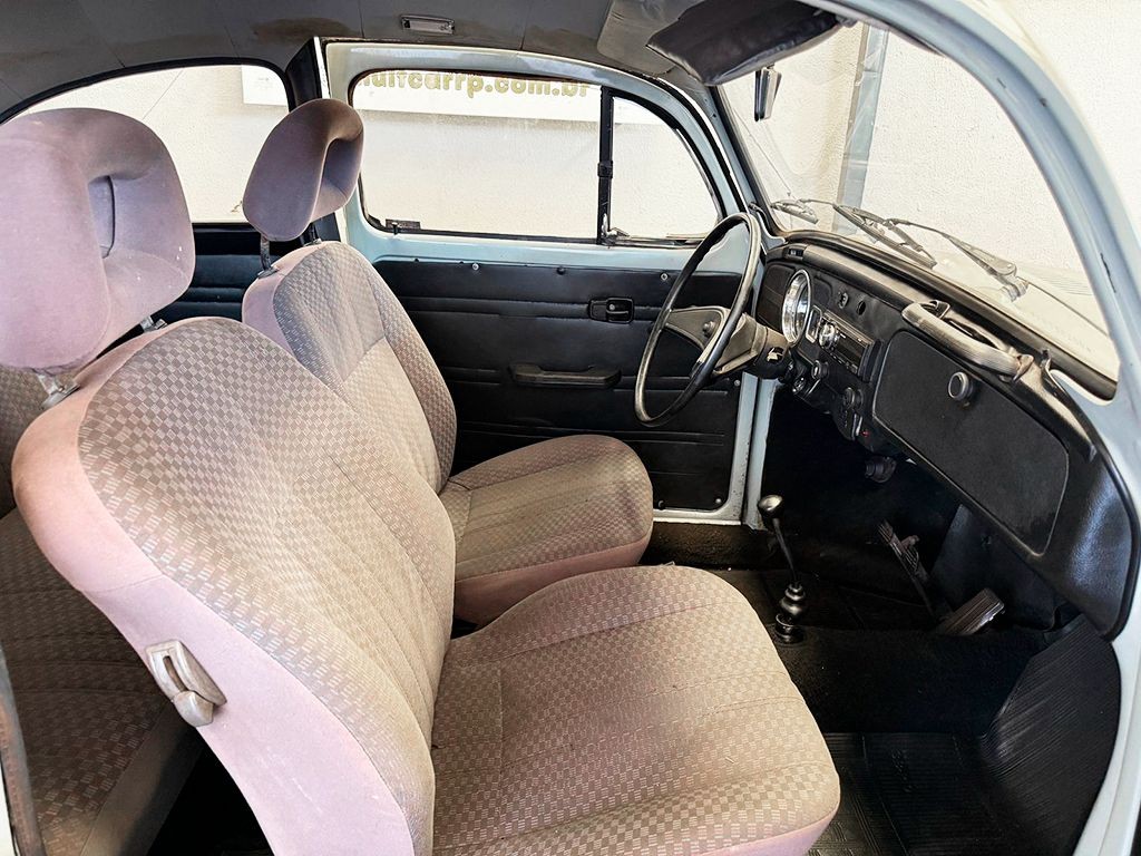 VOLKSWAGEN FUSCA