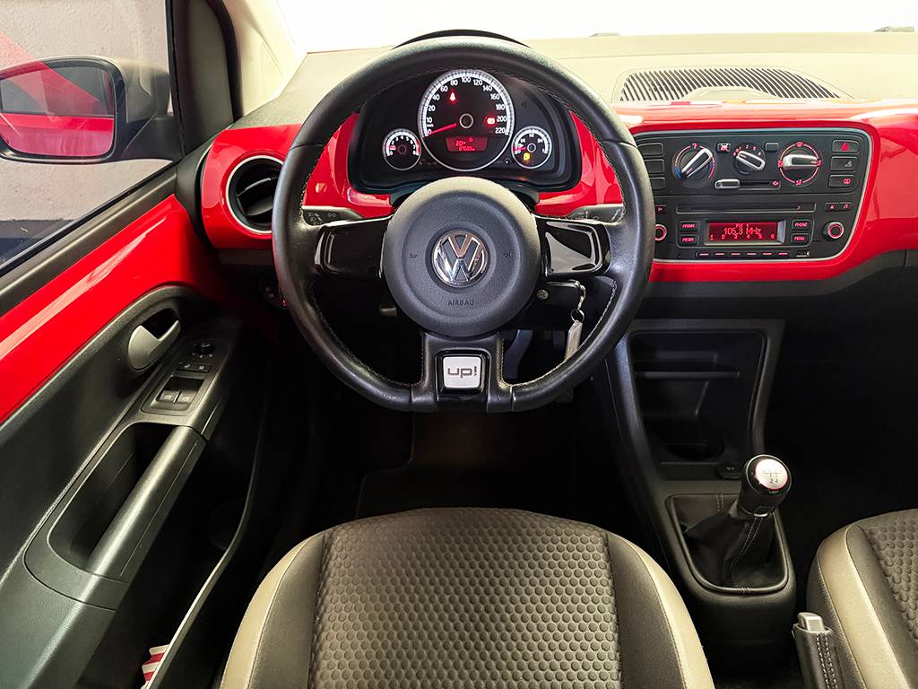 VOLKSWAGEN CROSS UP