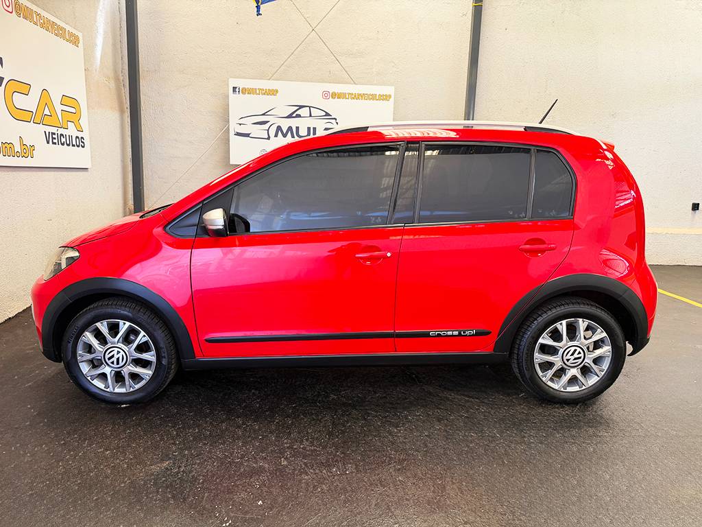 VOLKSWAGEN CROSS UP