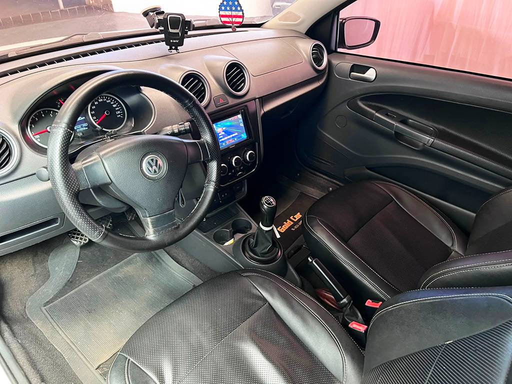 VOLKSWAGEN SAVEIRO