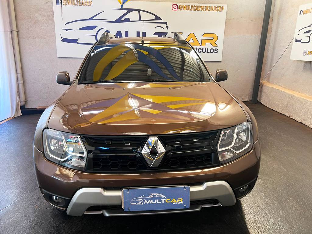RENAULT DUSTER