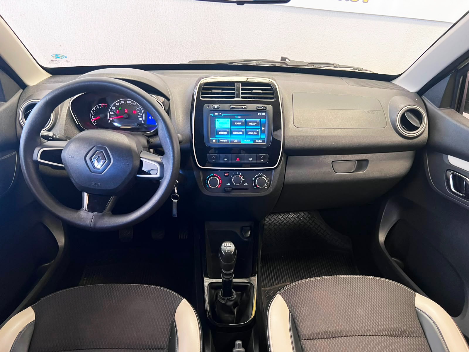 RENAULT KWID