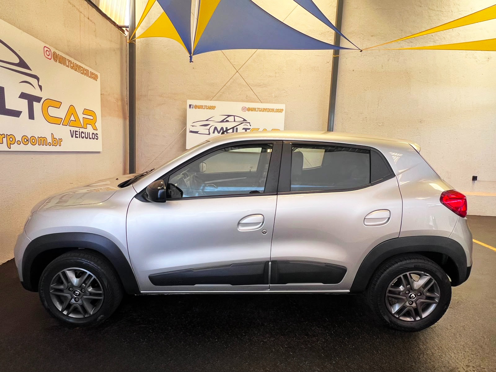 RENAULT KWID
