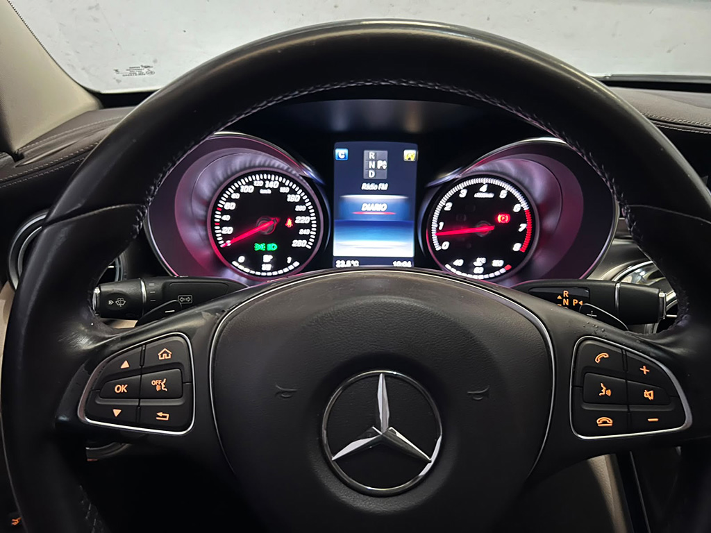 MERCEDES-BENZ C 180