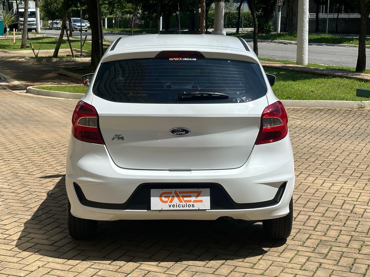 Car Image 4
