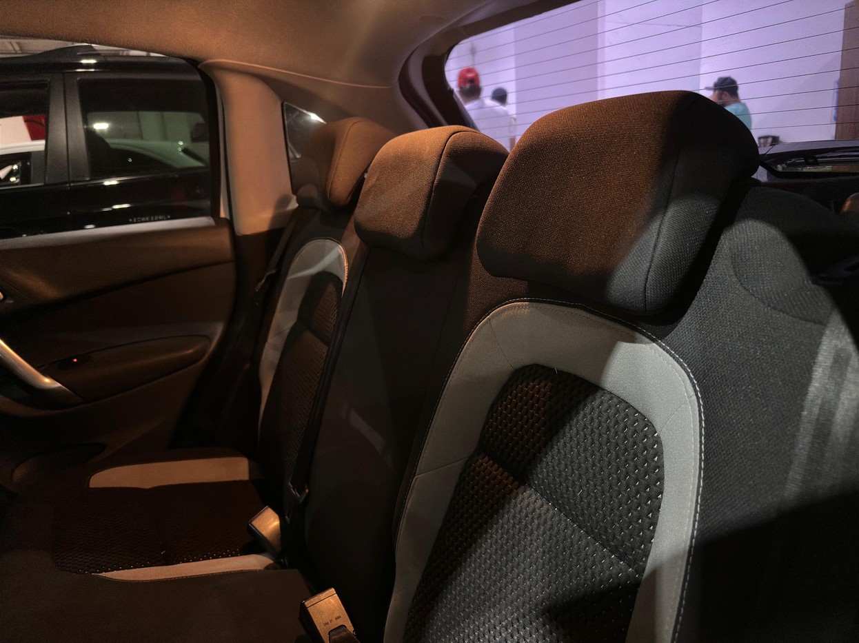 Car Image 10