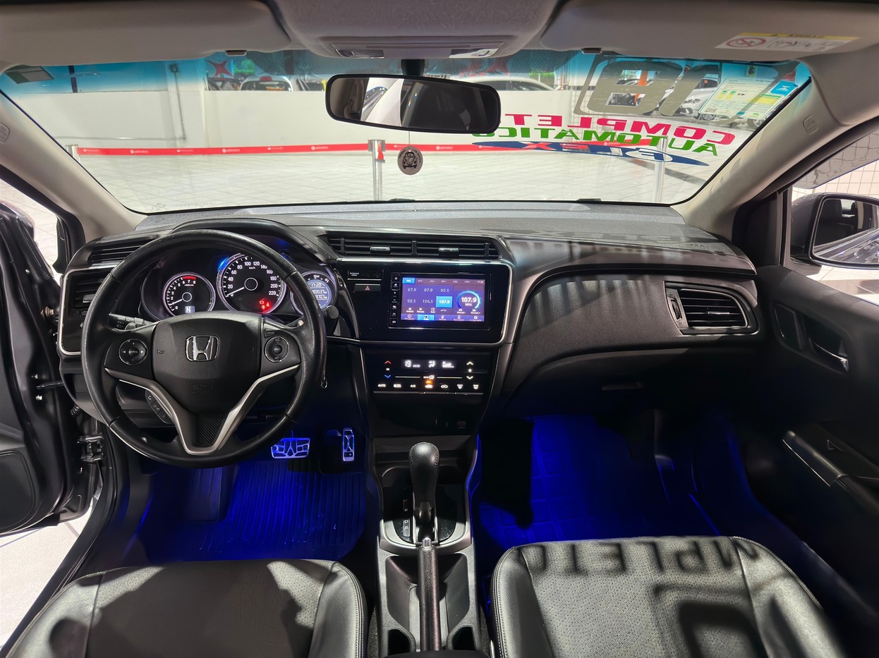 Car Image 19