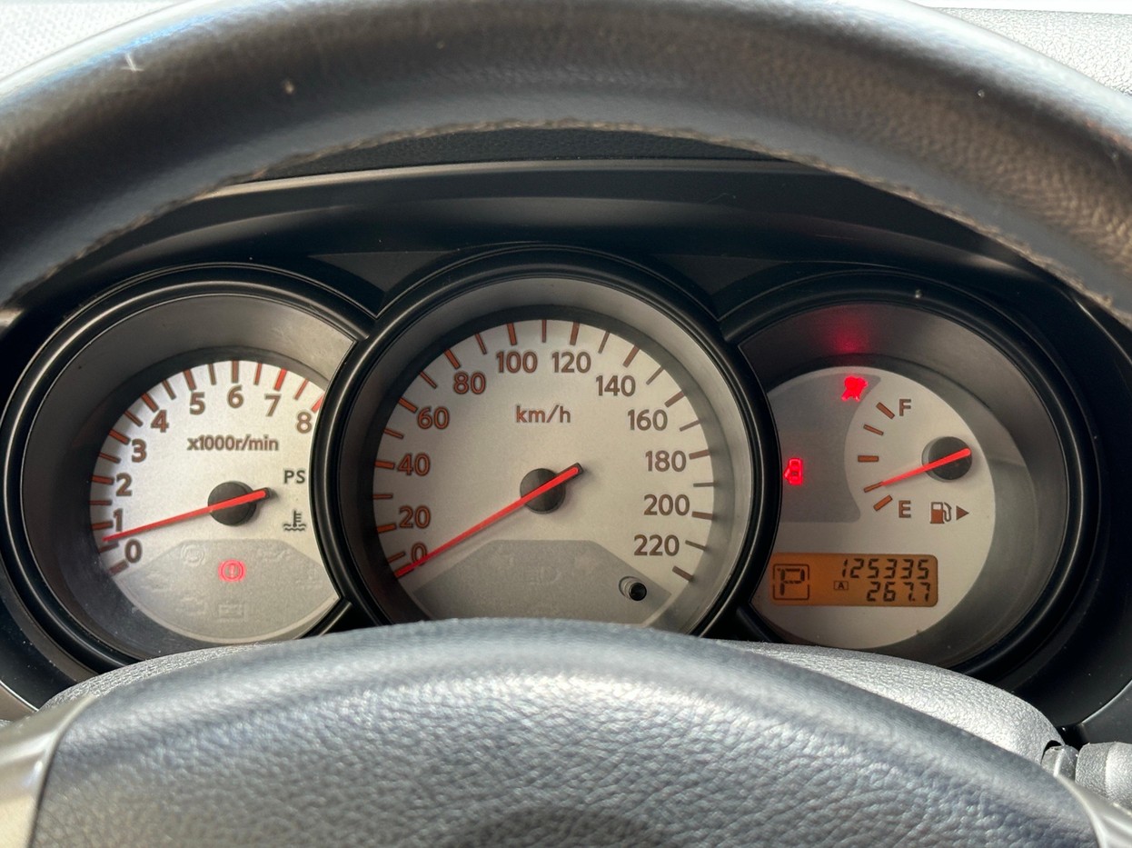 Car Image 8