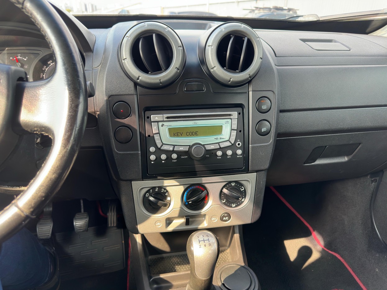 Car Image 10