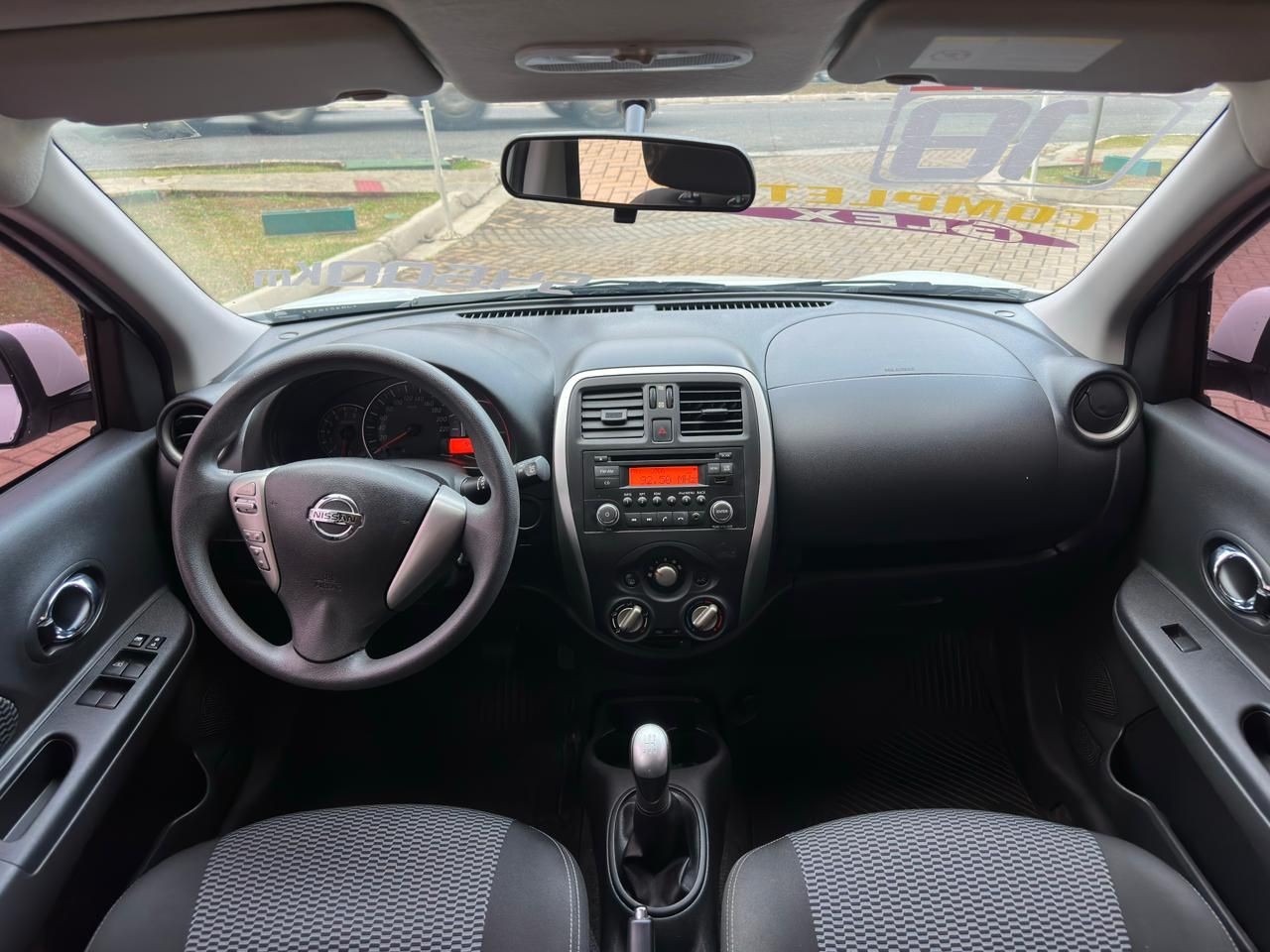 Car Image 14