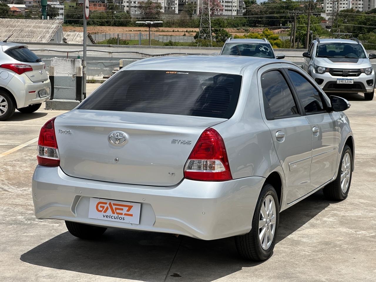 ETIOS 1.5 X PLUS SEDAN 16V