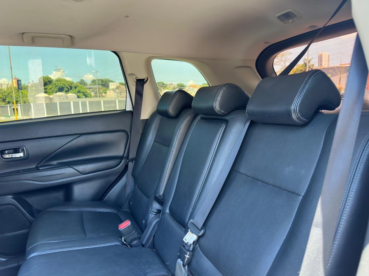 MITSUBISHI OUTLANDER 2.0 16V