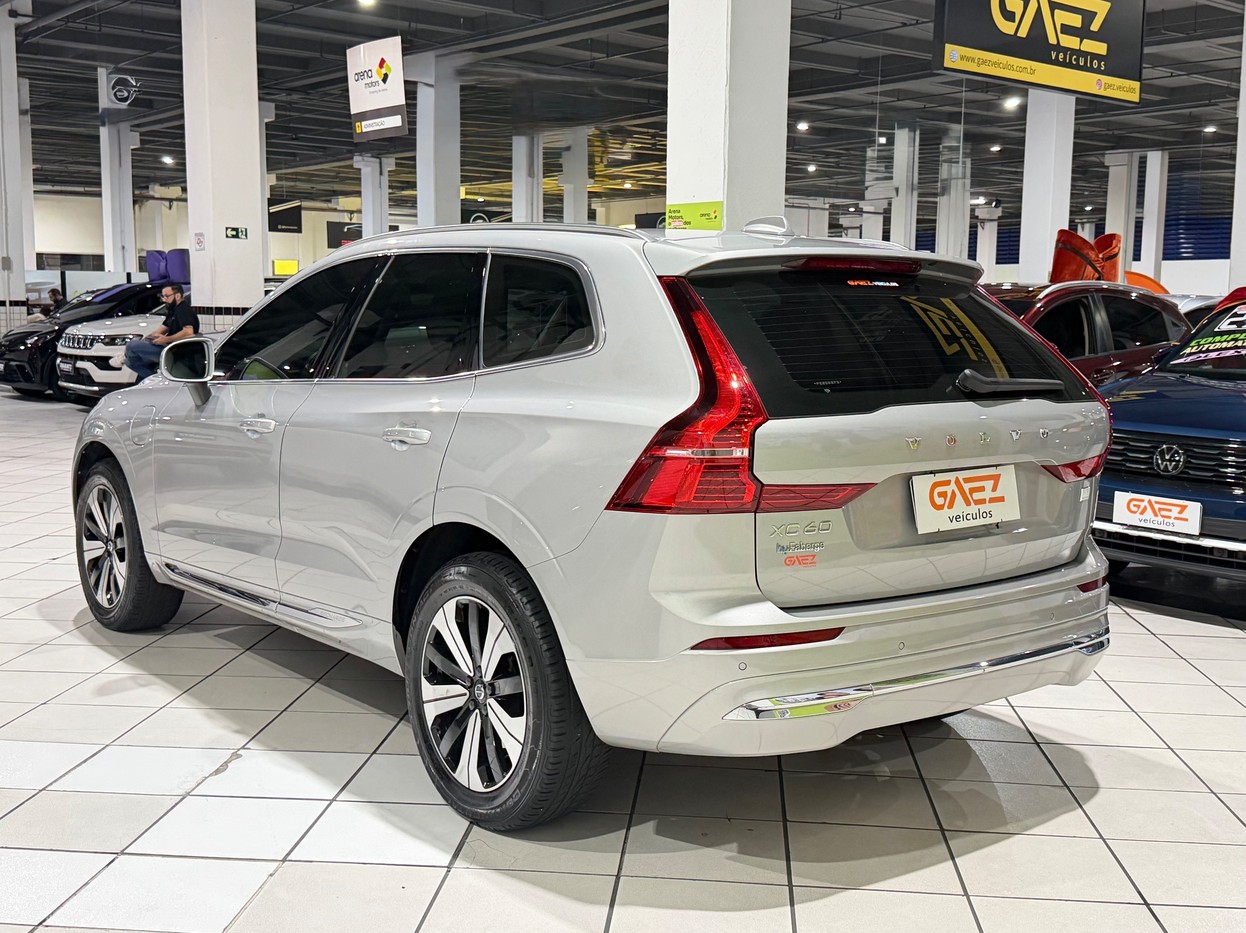 VOLVO XC60 2.0 T8 RECHARGE PLUS AWD