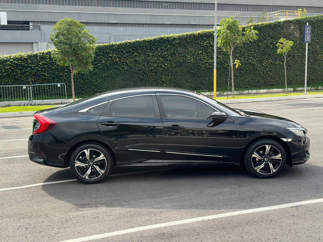HONDA CIVIC