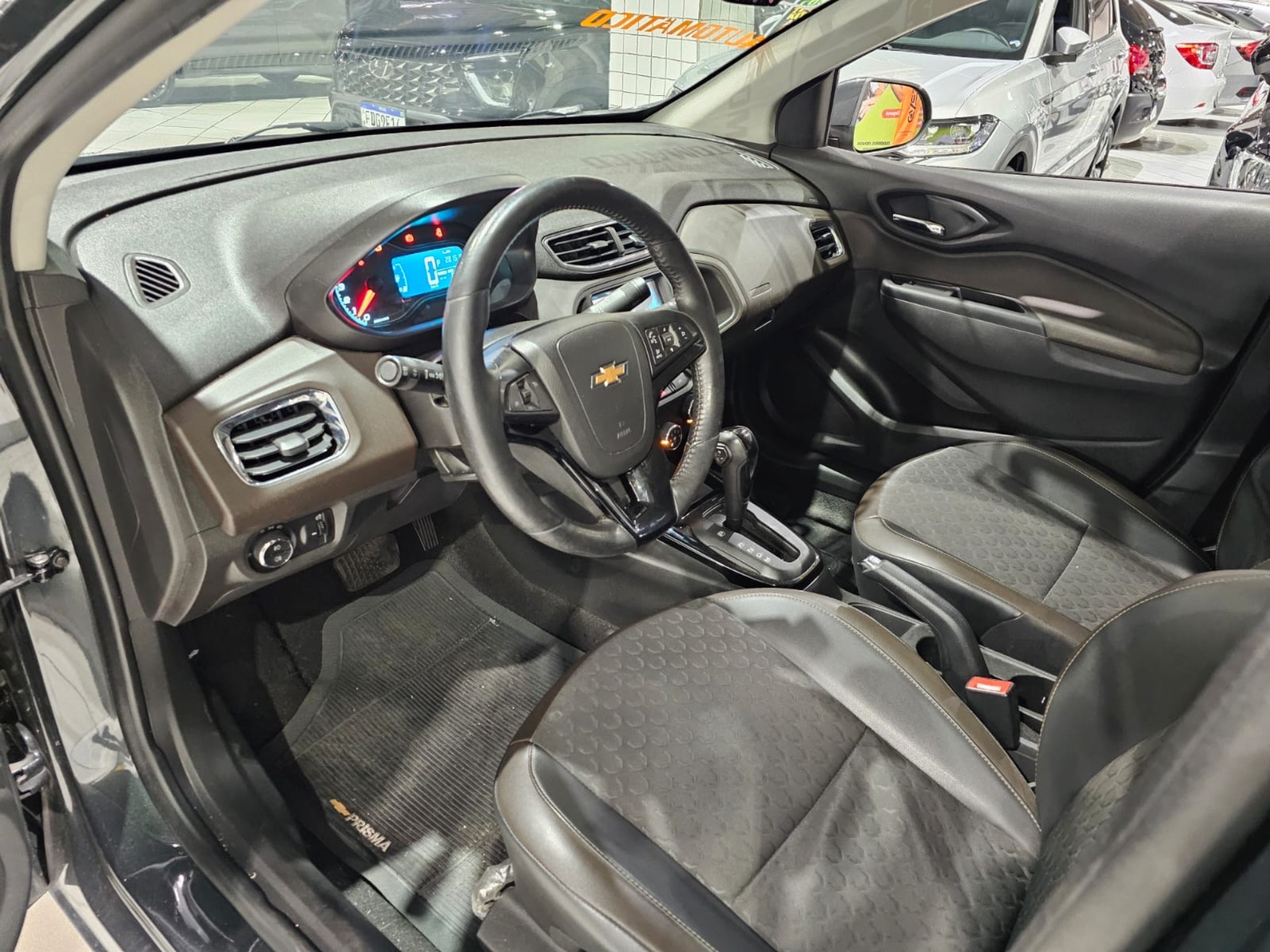 CHEVROLET PRISMA