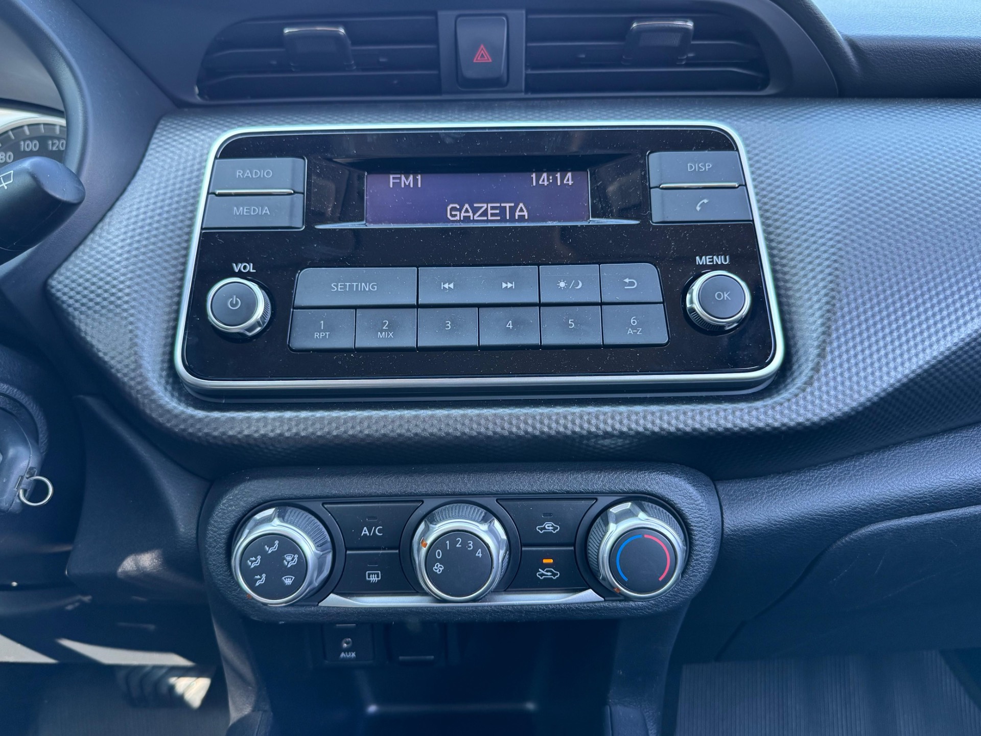 NISSAN KICKS