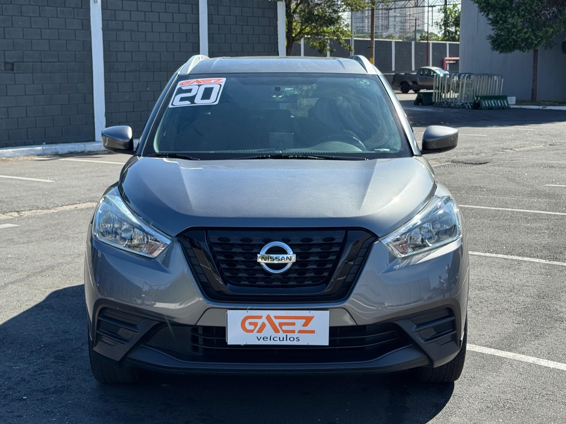 NISSAN KICKS