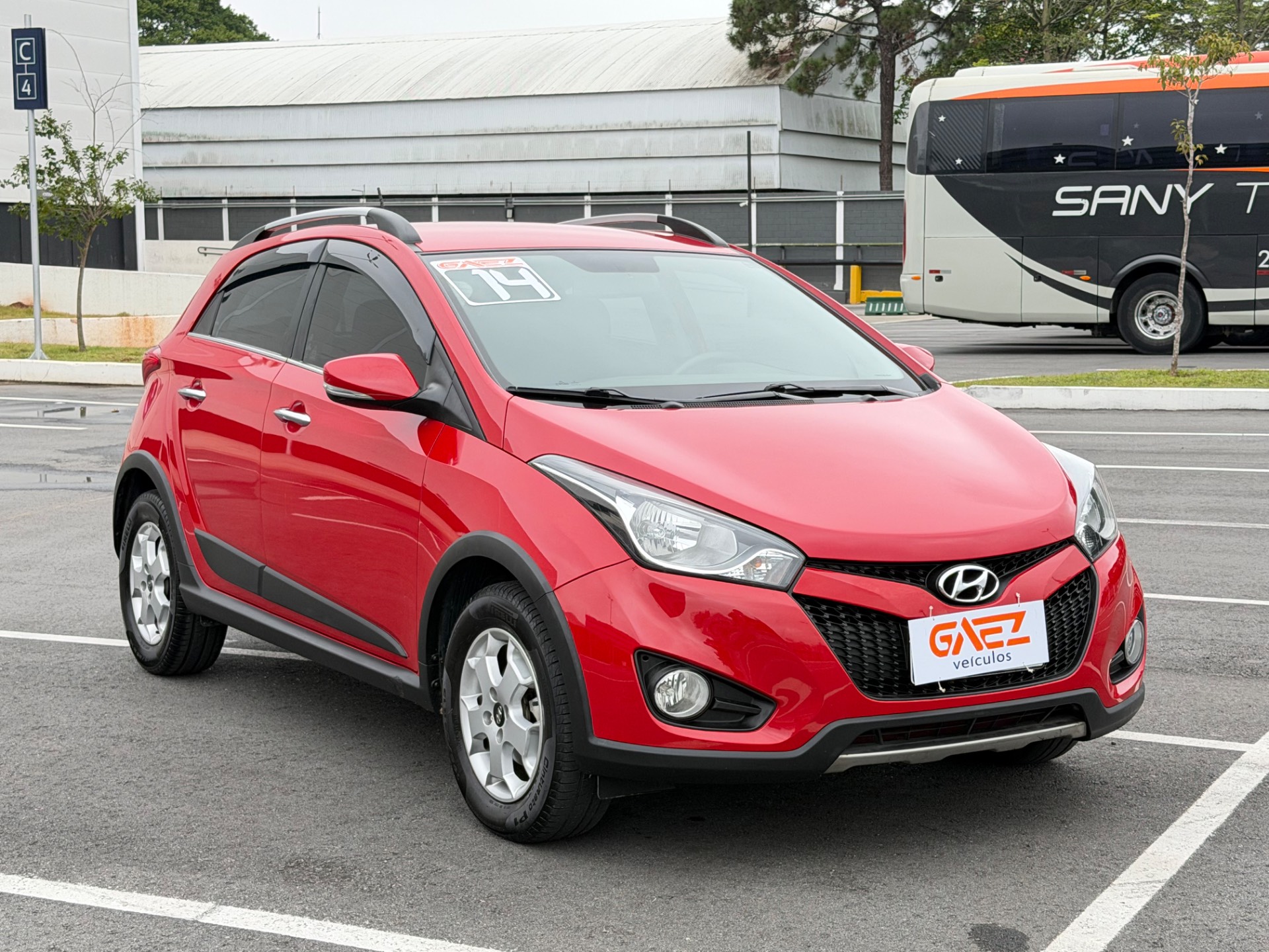 HYUNDAI HB20X