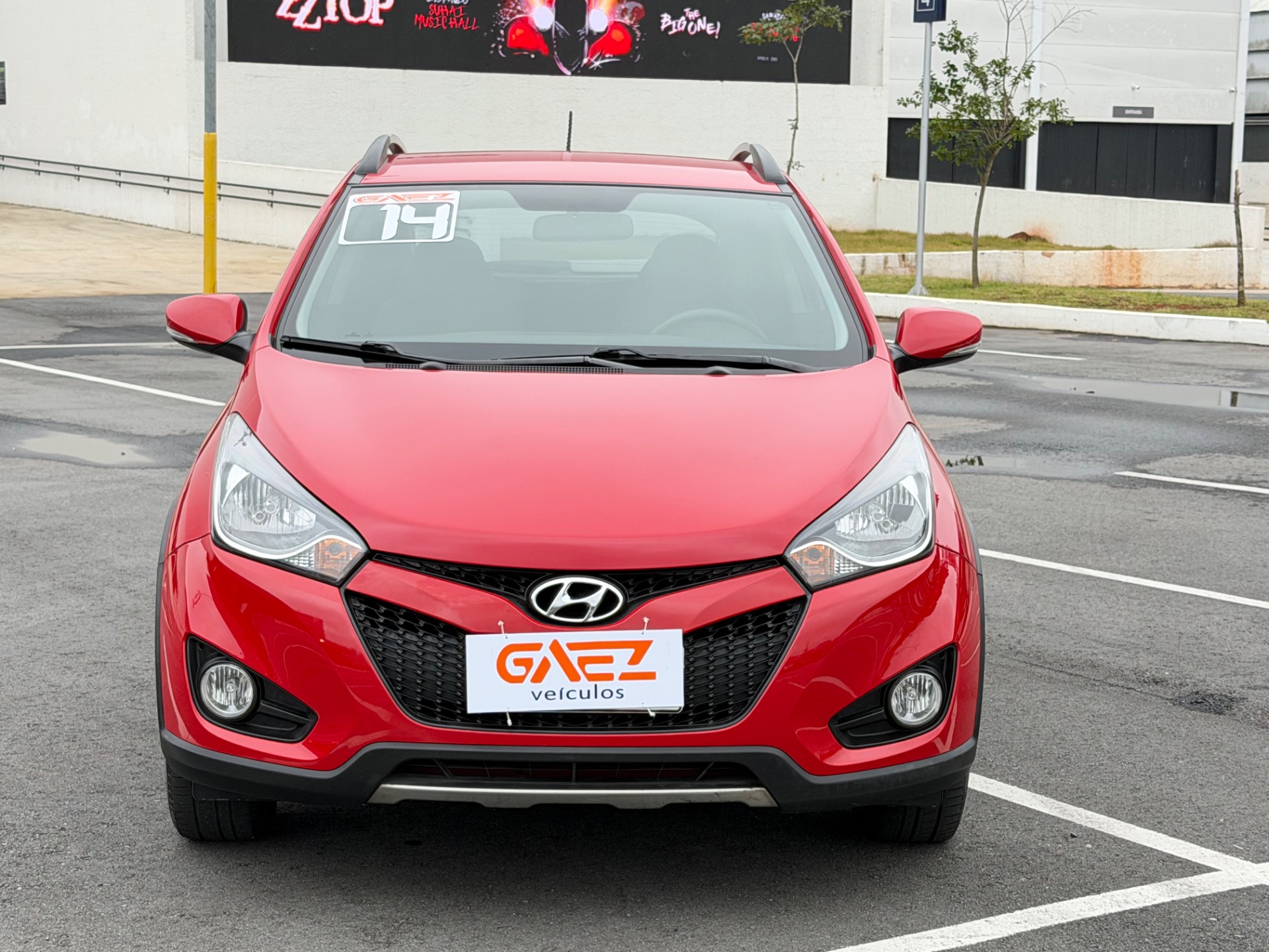HYUNDAI HB20X