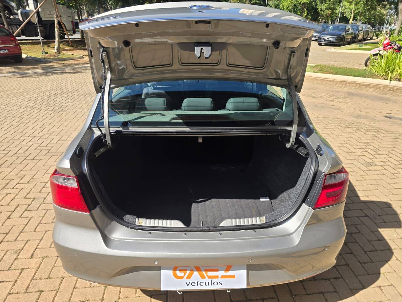 VOLKSWAGEN VOYAGE