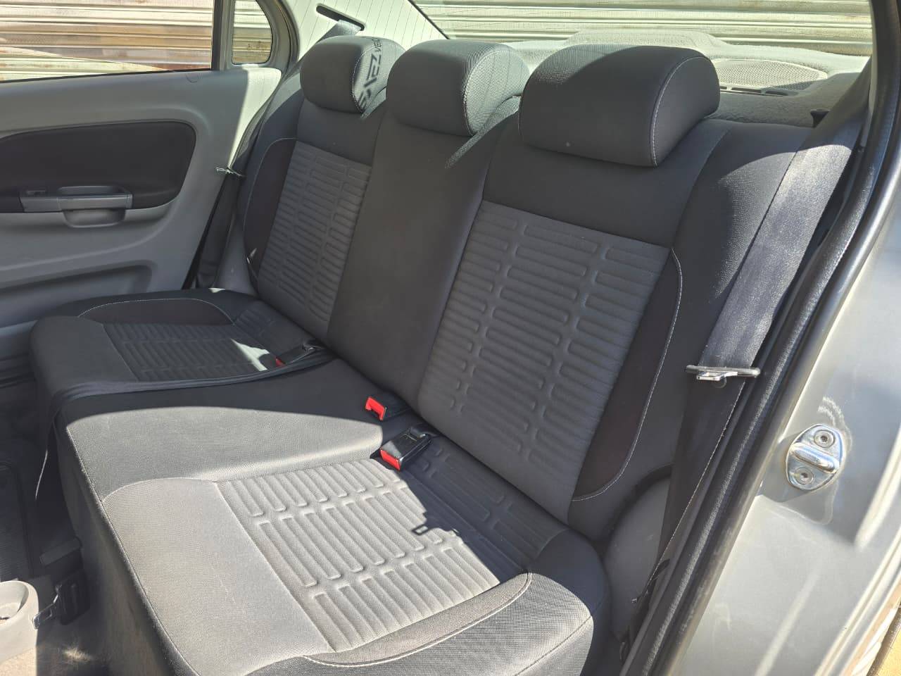 VOLKSWAGEN VOYAGE