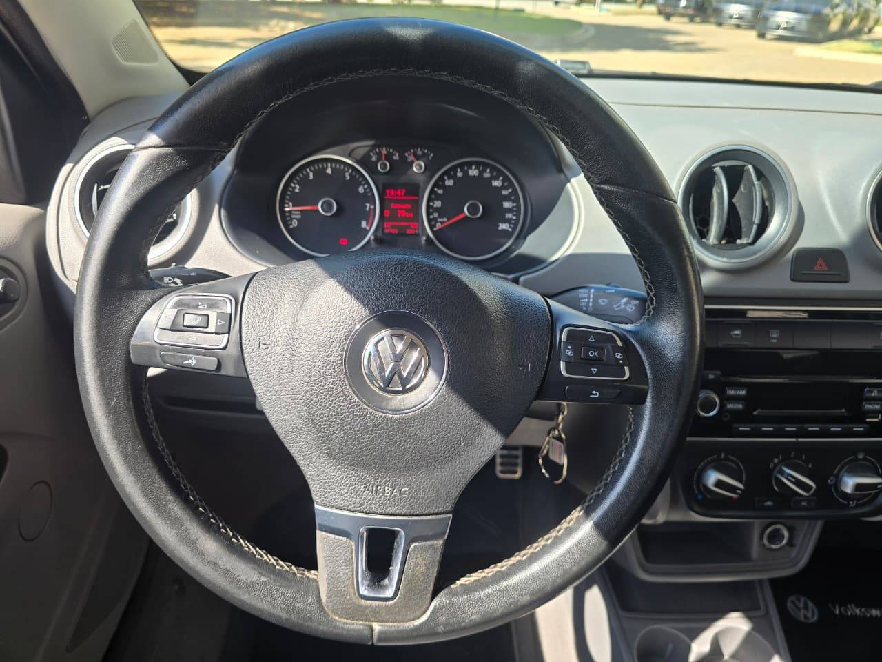 VOLKSWAGEN VOYAGE