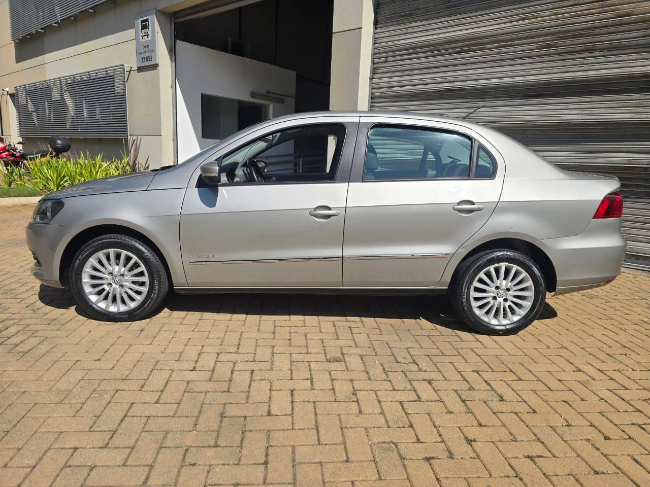 VOLKSWAGEN VOYAGE