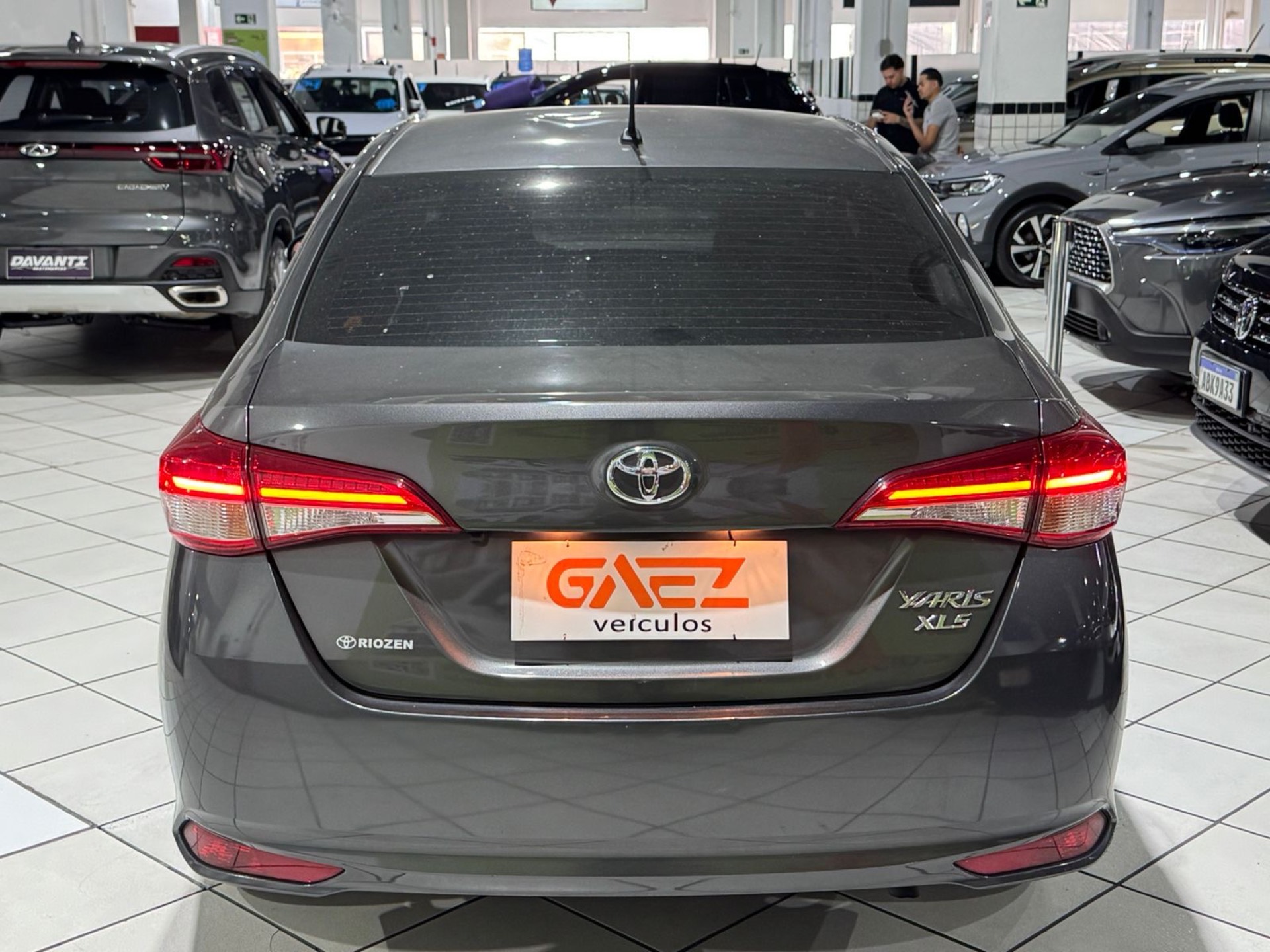 TOYOTA YARIS