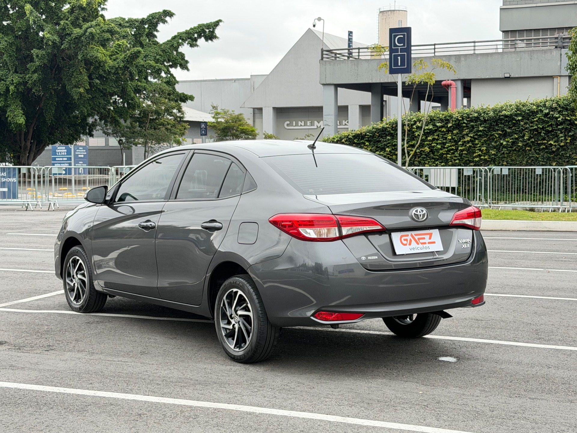 TOYOTA YARIS
