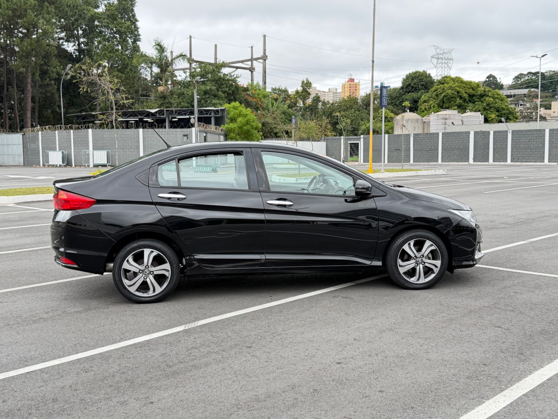 HONDA CITY