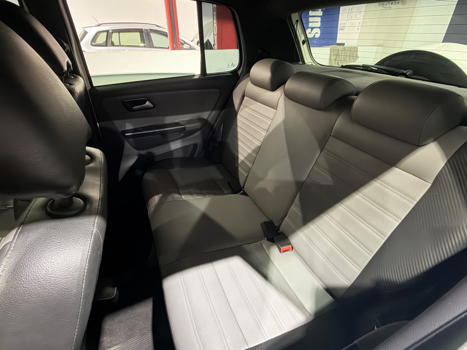 VOLKSWAGEN CROSSFOX