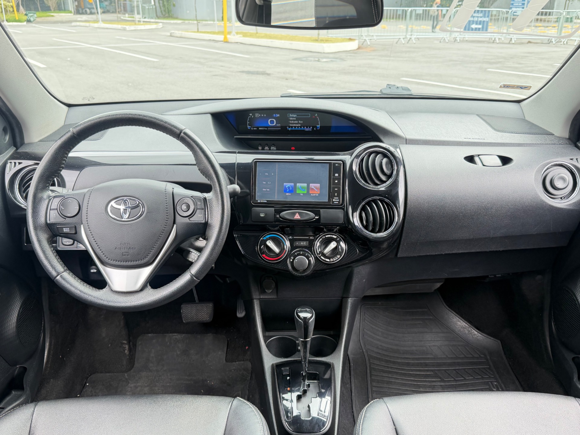 TOYOTA ETIOS