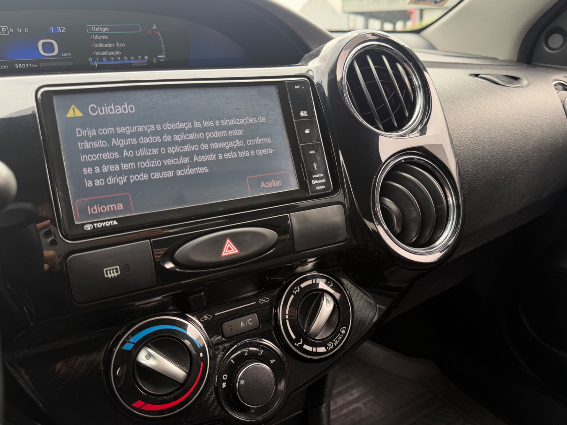 TOYOTA ETIOS