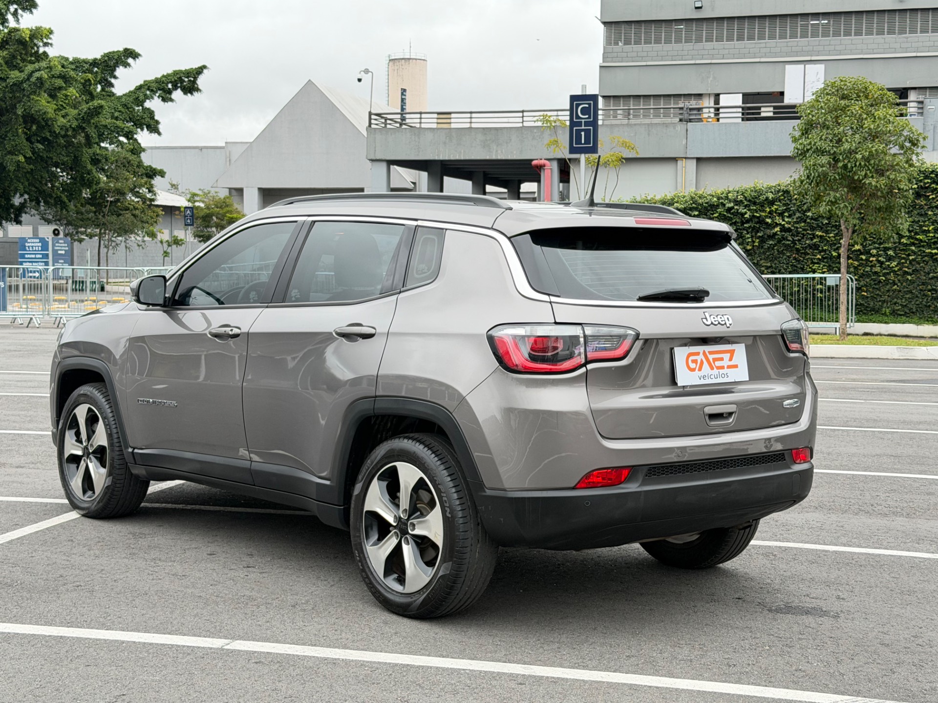 JEEP COMPASS